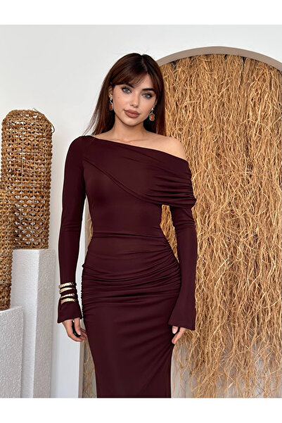 Afiş Butik Kahverengi Kadın Tek Omuz Düşük Drapeli Uzun Tasarım Elbise