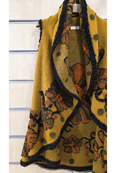 Park Moda Felt Vest Floral Embossed