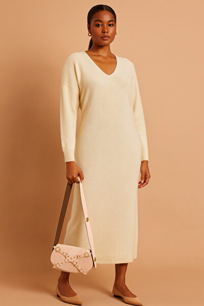 ŞIK VE MUTLU Premium Cream Crocodile Pattern Magnetic Baguette Bag