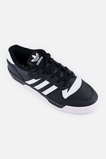 adidas Men Rivalry Low Lace Up Outdoor Shoes, Black