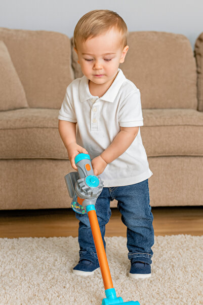 Duman Vakumlu Dikey Süpürge Oyuncak – Gerçekçi Temizlik Eğlencesi!