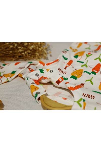 Vivolas 100% Cotton Baby Set with Snap Fasteners on the Shoulders, Unisex, 2-Piece, Top and Bottom, Monthly Sizes 3-6-9-12 Months