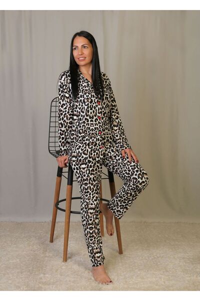 emsal özgür tekstil طقم بيجامة بياقة قميص بنقشة الفهد باللونين الأسود والبني