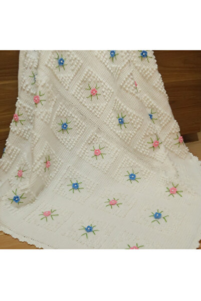 Aykır ı Bebe Pembe-Mavi Çiçek Desenli Tunus İşi El Örgüsü Bebek Battaniyesi