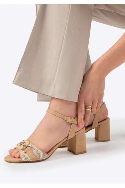 Wittchen Sandale împletite pentru femei cu cataramă decorativă, bej, din poliuretan