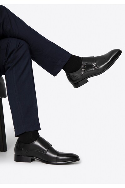 Wittchen Pantofi bărbătești cu două căciuli monk din piele neagră