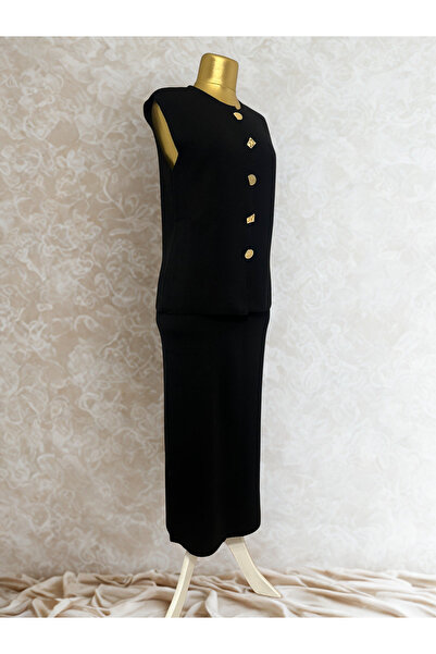 Fe Yelekli, kalem etekli, gold asimetrik düğme detaylı standart triko takım