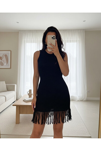 MissRunin Eteği Püsküllü Sıfır Kol Triko Elbise