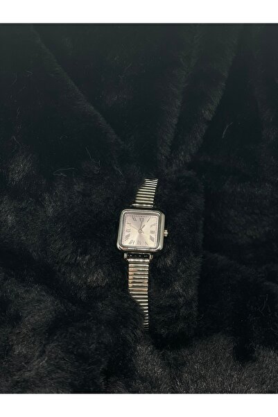 Lunavia ساعة نسائية من الفولاذ المقاوم للصدأ باللون الذهبي - هدية مفاجئة