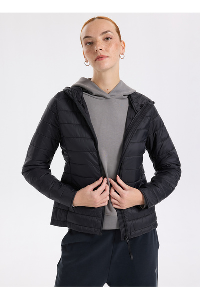 Benetton Siyah Kadın Mont 2TWDDN07O