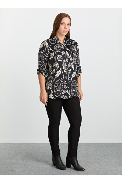 Selen Hakim Yaka Çiçek Desenli Siyah Kadın Bluz 25KSL8265