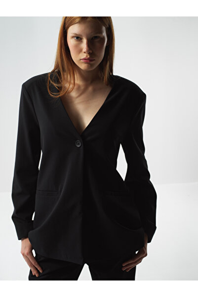 Xint Kadın Siyah Esnek Dokulu Regular Fit Ceket