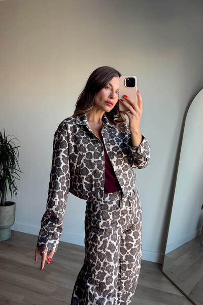 Sue Store Brown Leopard Print Jacket Jean Set