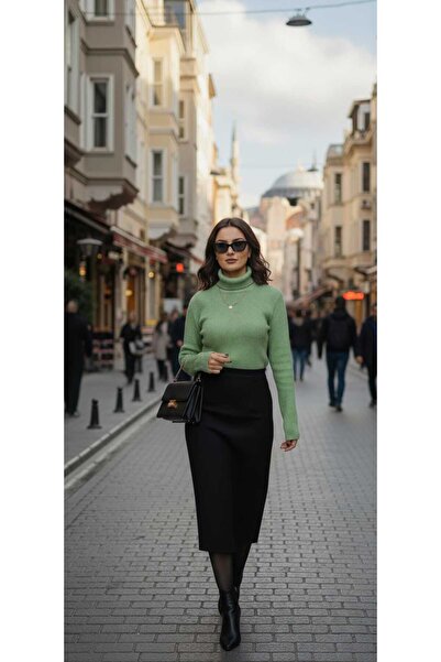 Tradinyom Kadın Boğazlı Yumuşak Triko Body Kazak