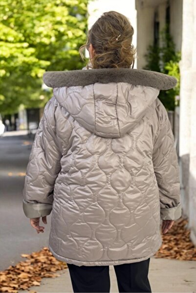 yagmurberen Extra Large Size Inflatable Coat with Hood with Complete Fur Inside