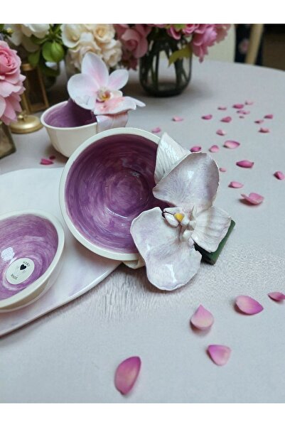 Kübistseramik كوب سيراميك أرجواني مصنوع يدويًا مع صحن تقديم من أوركيديلي