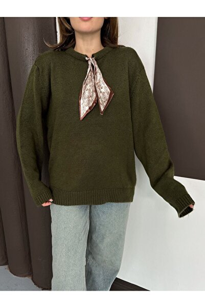 Lamierra Soft Women's Knit Sweater with Scarf