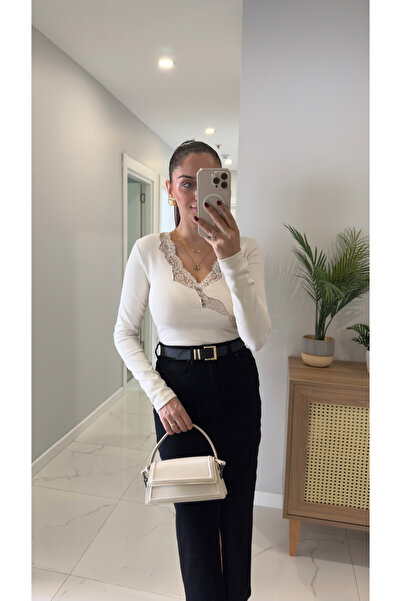 BİRCANÇİL Torera Ecru Lace Transition Blouse