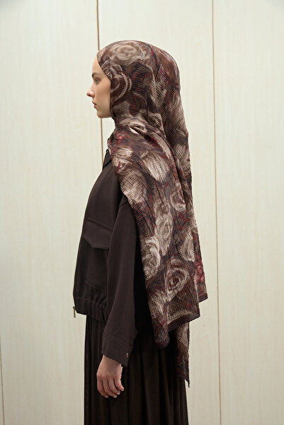 cs camellia scarf Şal de muselină cu strălucire moale - maro amar