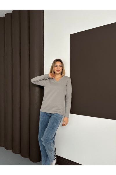 Ay Moda Collection Long Sleeve V-Neck Women's T-Shirt Made of Interlock Fabric