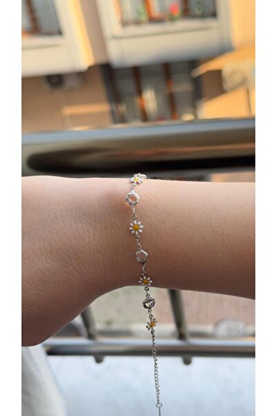 charmove ile kendinizi şımartın Kadın Gümüş Renk Zirkon Taşlı Papatya Model B...