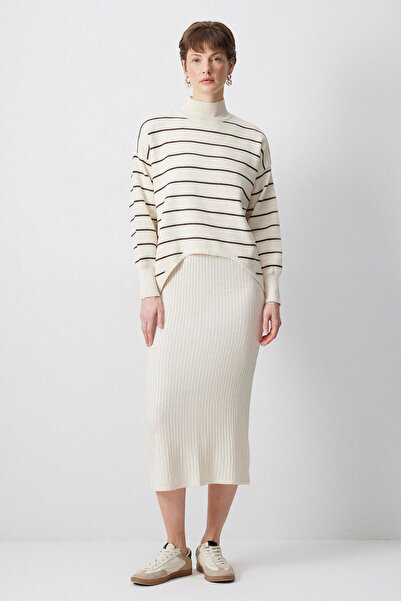 Touché Privé طقم سترة تريكو مع بنطلون