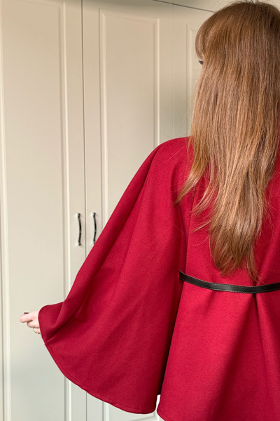 Dilay Gökoğlu Butik Gold Buttoned Burgundy Poncho with Piped Removable Belts on the Front