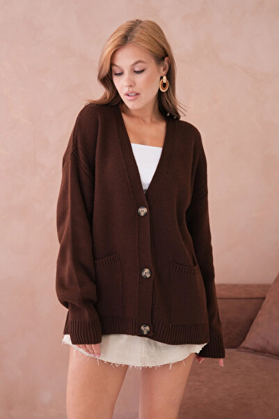 Park Karon Women's Open Collar Button Detail Striped Oversized Knitwear Sweater