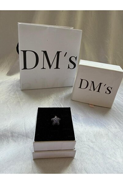 DM’s Silver İddialı Yıldız Gümüş Charm’ı
