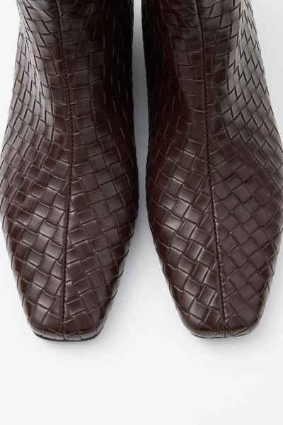 LUTVELIZADE Bot 2520 - Küt Burun Arka Fermuarlı Acı Kahve Örgü Kadın Bot