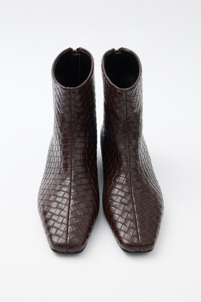 LUTVELIZADE Bot 2520 - Küt Burun Arka Fermuarlı Acı Kahve Örgü Kadın Bot