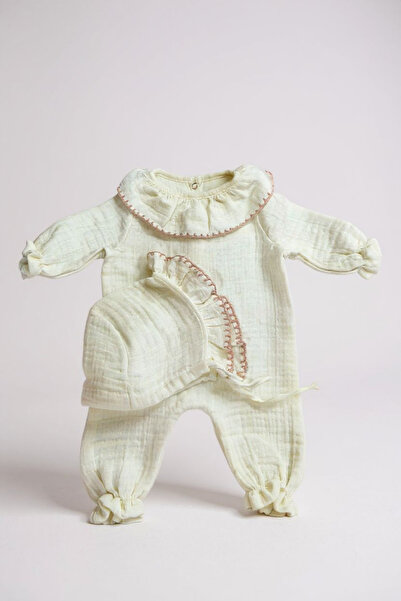 Şeker Tadında Tasarımlar Vintage Muslin Baby Romper and Hat Set – Cream, Hand-Knitted Details