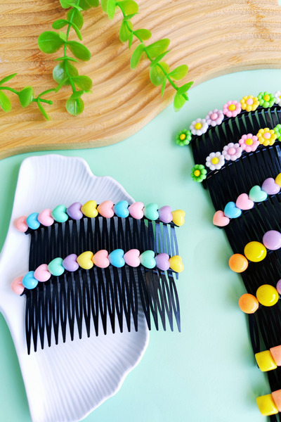 Nisankids Цветна гребенчеста фиба за коса с мотиви за момичета, 2 броя