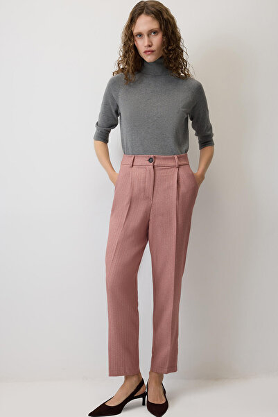 Touché Privé Striped Pleated Pant