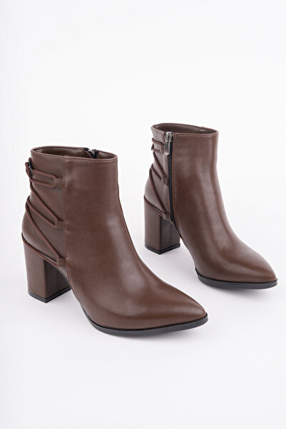 Madam Tarz Cizme Greta cu toc gros și cu curele la spate