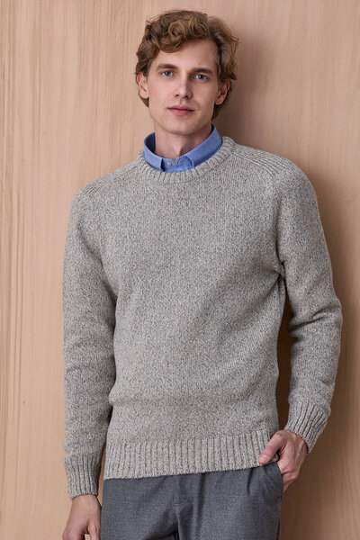 SMILE Grund Light Gray Round Neck Knitwear