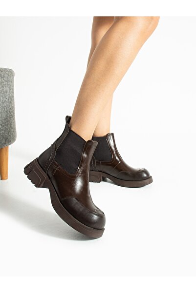 ALEMDAR AYAKKABI حذاء نسائي من VASTUS باللون البني الريفي