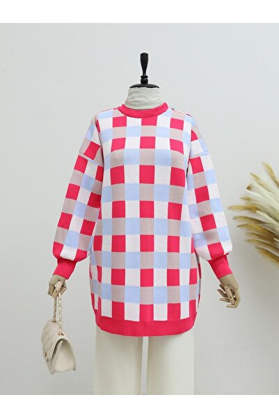 MACMODA توب تريكو ملون بنقشة مربعات وأكمام بالون وياقة دائرية - فوشيا