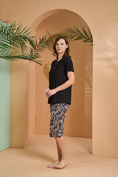 PJS Жіночий піжамний комплект з леопардовим принтом, V-подібним вирізом, короткими рукавами та капрі