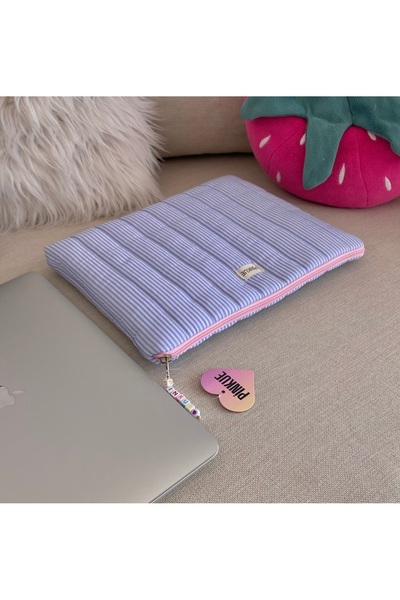 PİNKUE Blue Striped Pink Detailed 13 Inch Laptop & iPad Case (35X25 cm)
