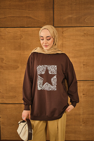 LOCCO Дамска блуза с принт на звезди, кафява