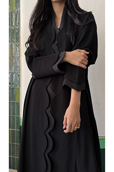 TRENDY عباية سوداء بقماش التفتا