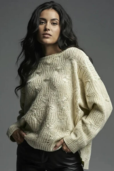 oshebu Women's Boat Neck Glitter Oversized Knit Sweater