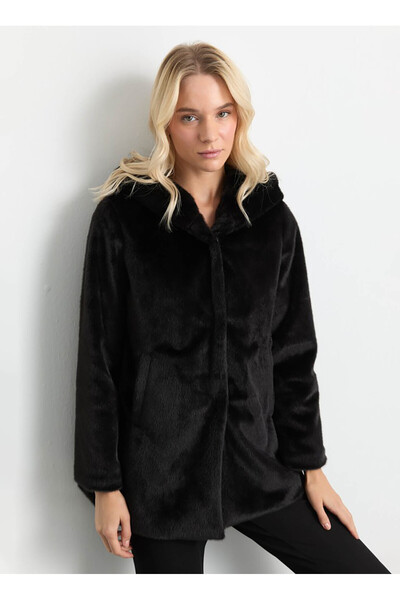 Selen Siyah Kadın Standart Kaban 25KSL9530