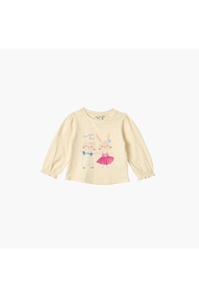 Juniors تي شيرت بطبعة جرافيكية وأكمام طويلة ورقبة دائرية