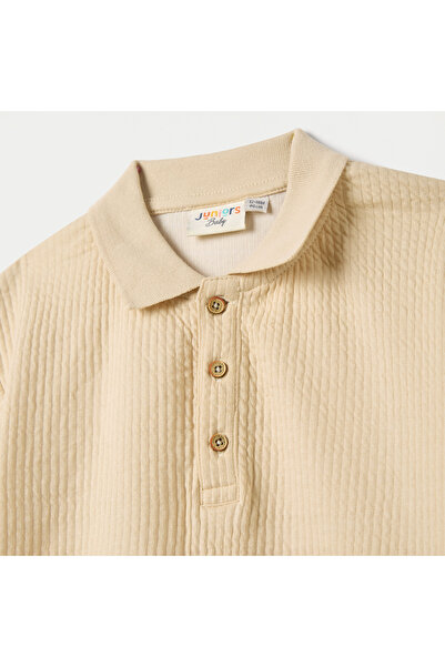 Juniors Textured Polo T-shirt with Short Sleeves and Button Closure