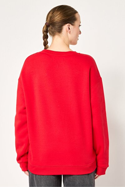 Giordano Women Crew Neck Long Sleeves Solid Sweatshirt, Red