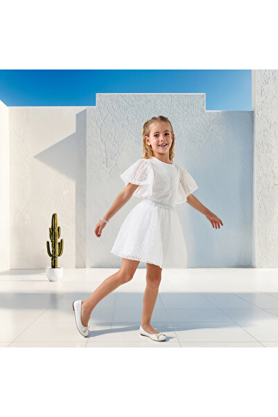 Juniors طقم بلوزة وتنورة مزينة بالترتر على شكل فراشة