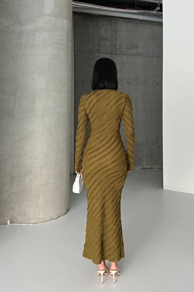 CİDDE Жіноча сукня з V-подібним вирізом і рюшами