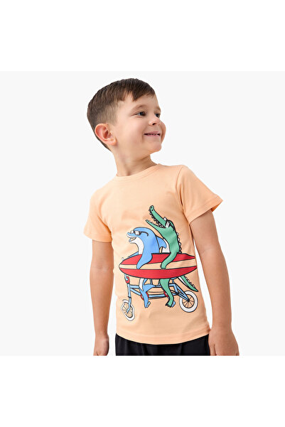 Juniors Graphic Print T-shirt and Shorts Set